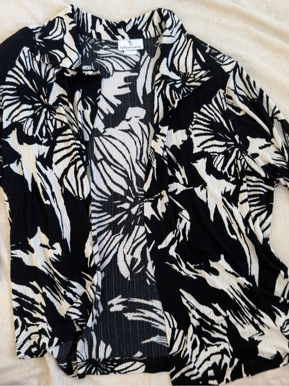 Tahari Black & White Floral Lightweight Cardigan